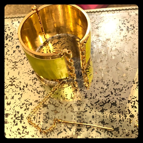 CC Skye Neon Yellow Cuff - Picture 1 of 5